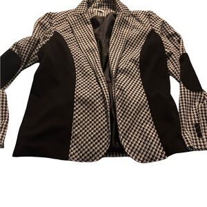 The JWS Collection Black and White Houndstooth Blazer